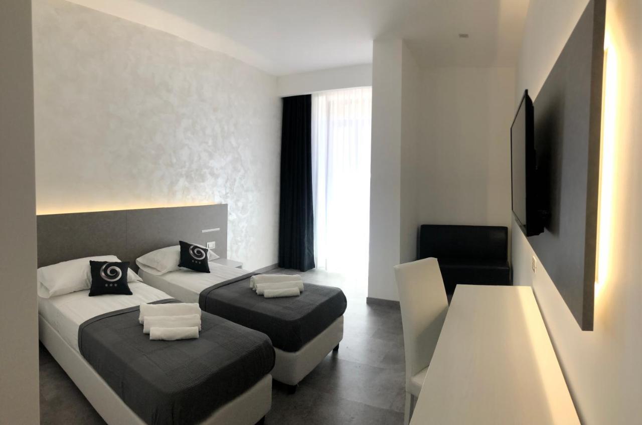 Sesto Senso Home ซานตามาเรีย เดล เชโดร ภายนอก รูปภาพ